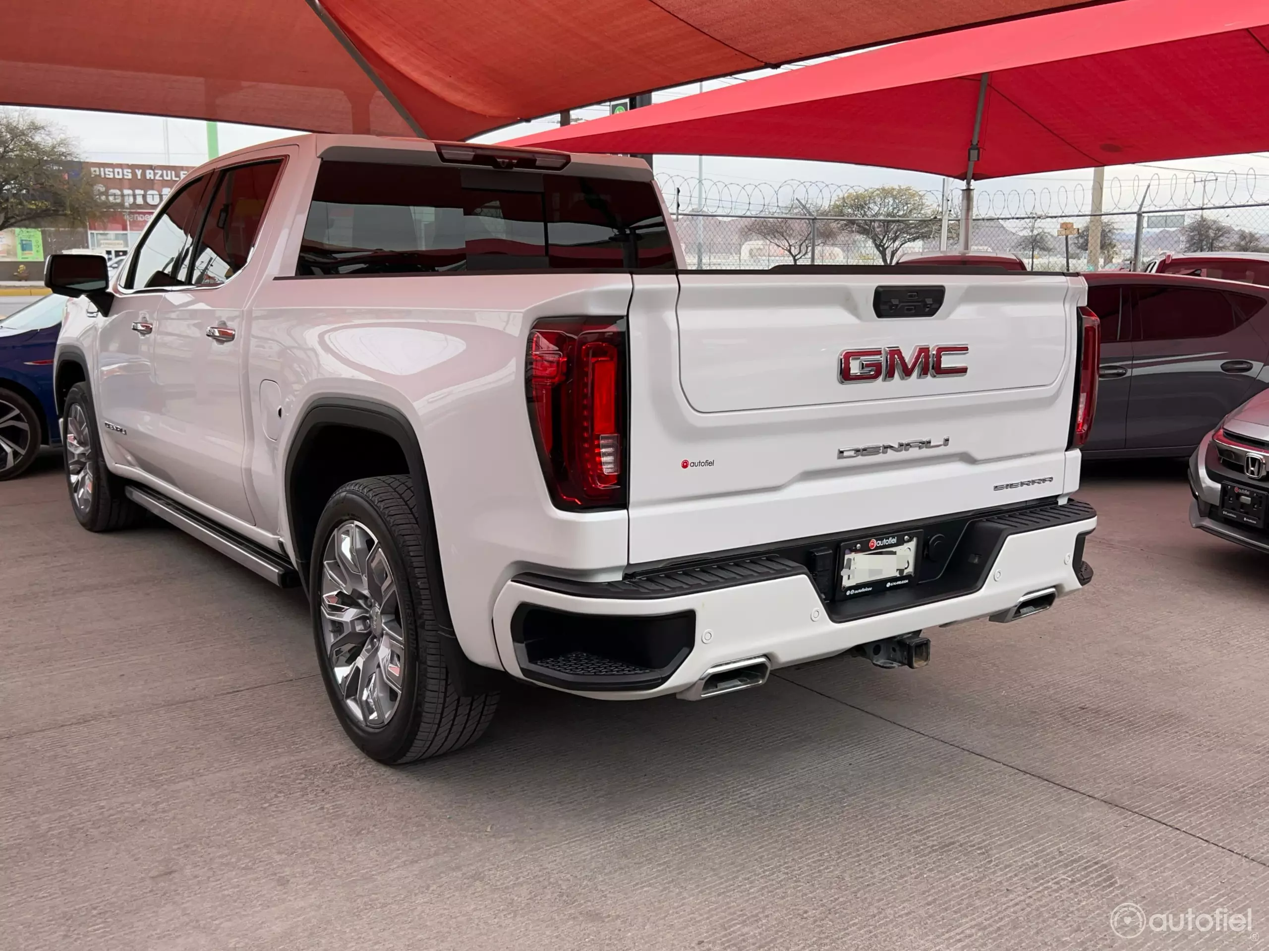 GMC Sierra Pick-Up 4x4