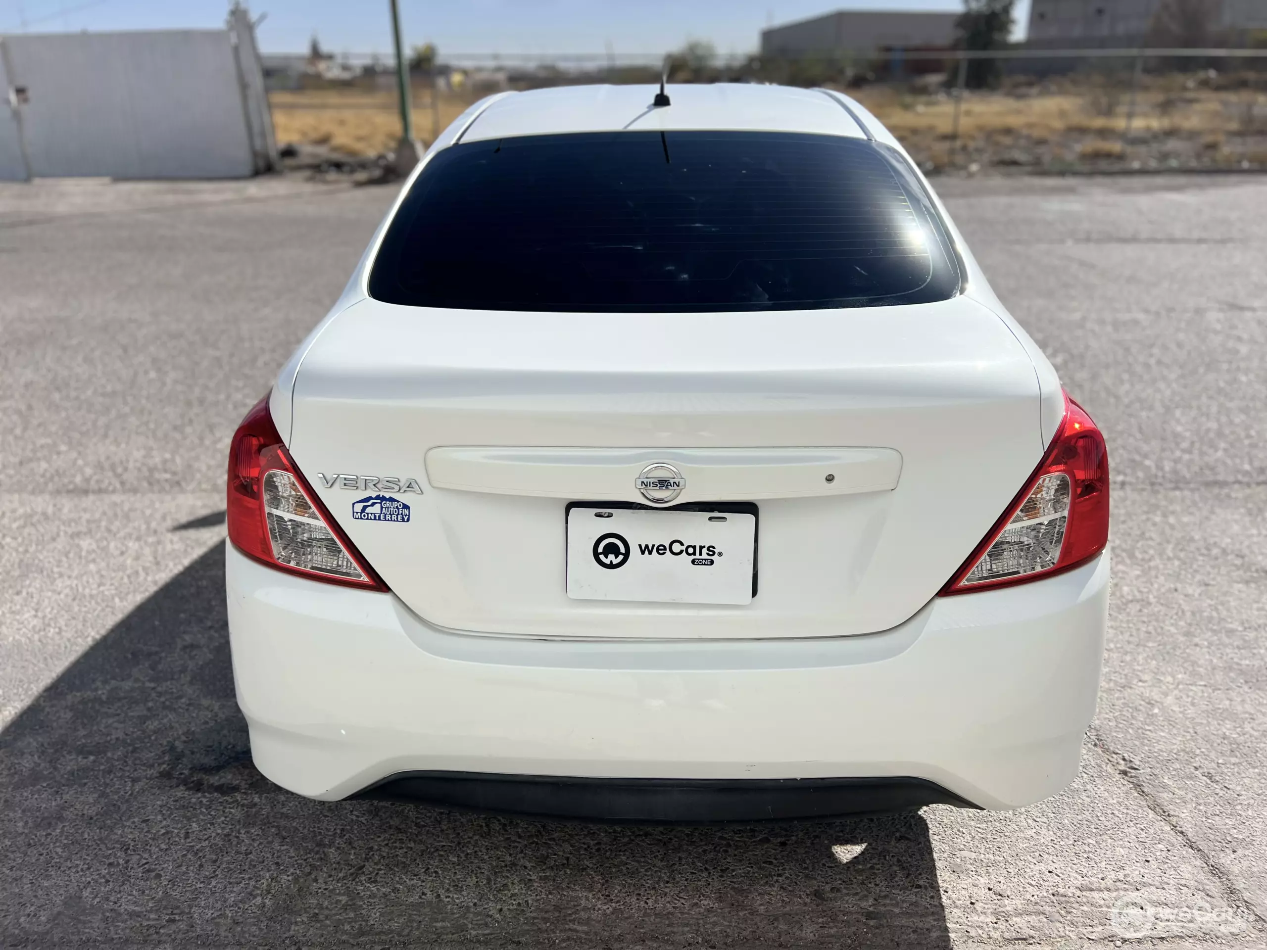 Nissan Versa