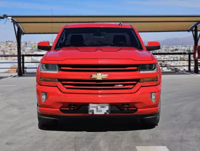 Chevrolet Silverado 2500 y Cheyenne Pick-Up 2016