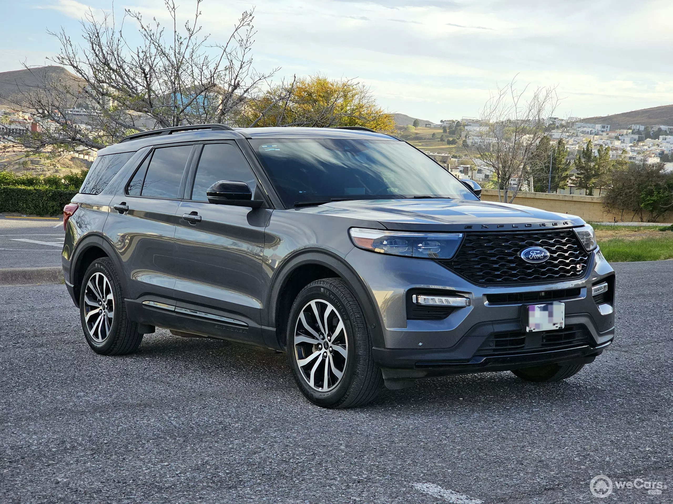 Ford Explorer VUD 2021