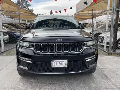 Jeep Grand Cherokee VUD 2022