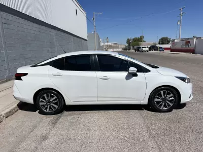 Nissan Versa 2020