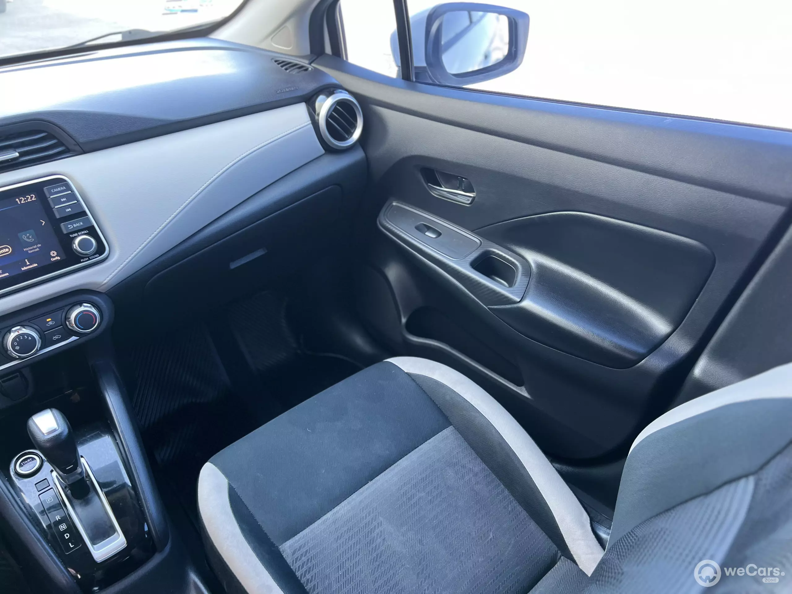 Nissan Versa