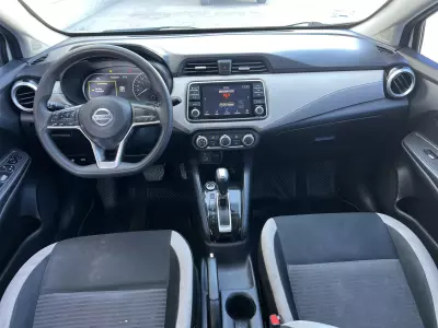 Nissan Versa 2020