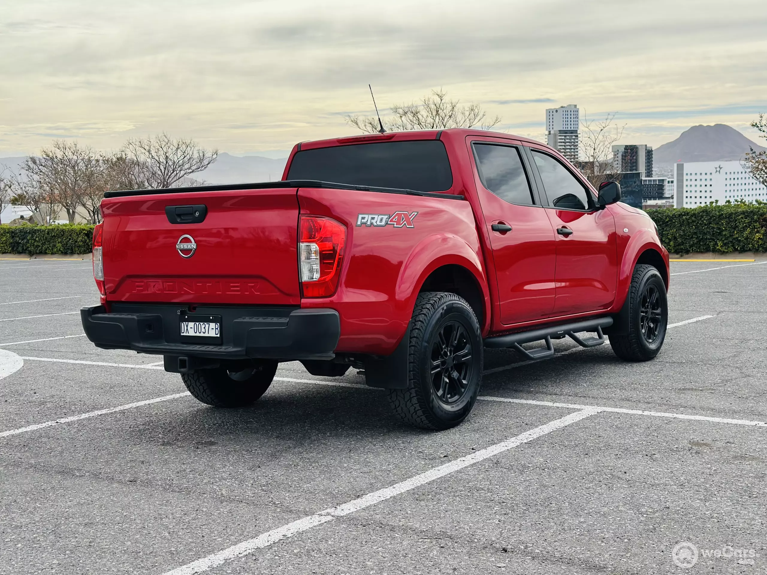 Nissan Frontier Pick-Up