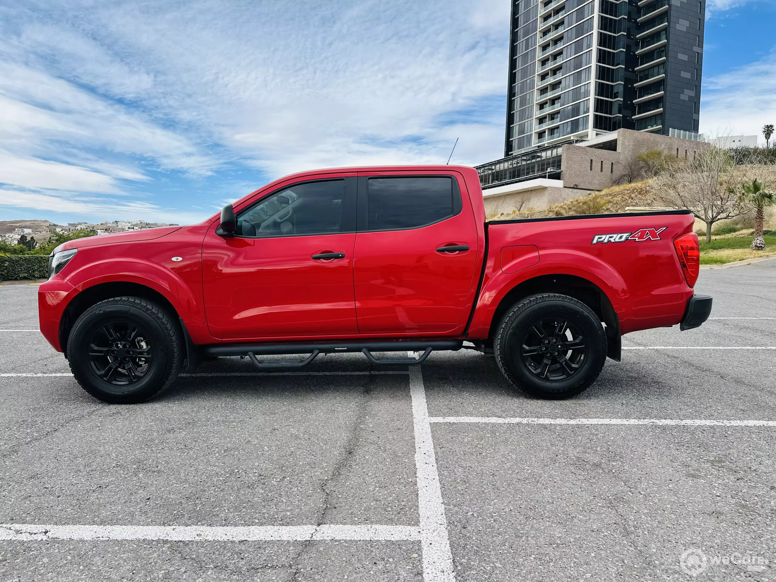 Nissan Frontier Pick-Up