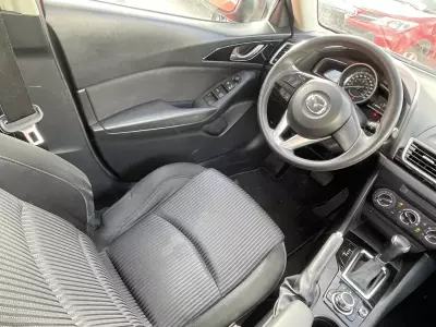 Mazda Mazda 3 2015