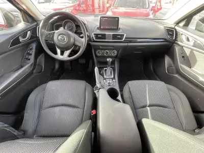 Mazda Mazda 3 2015