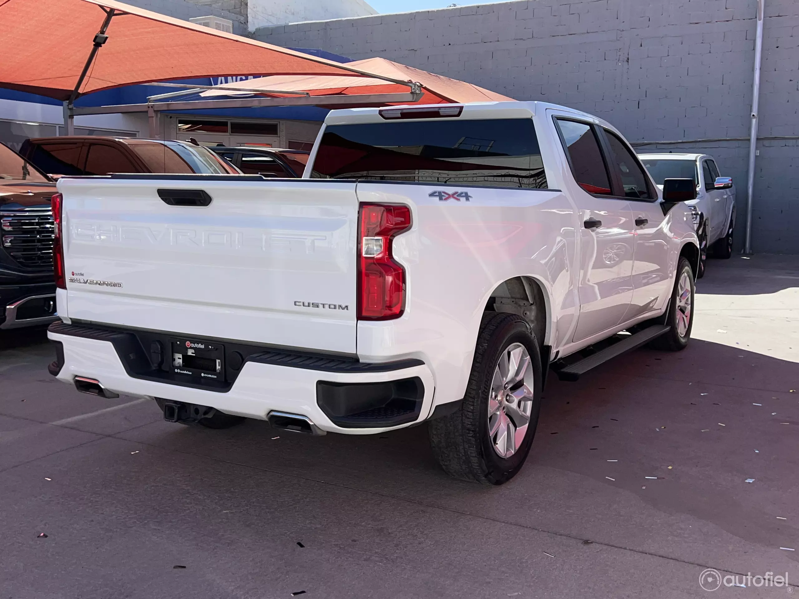 Chevrolet Silverado Pick-Up