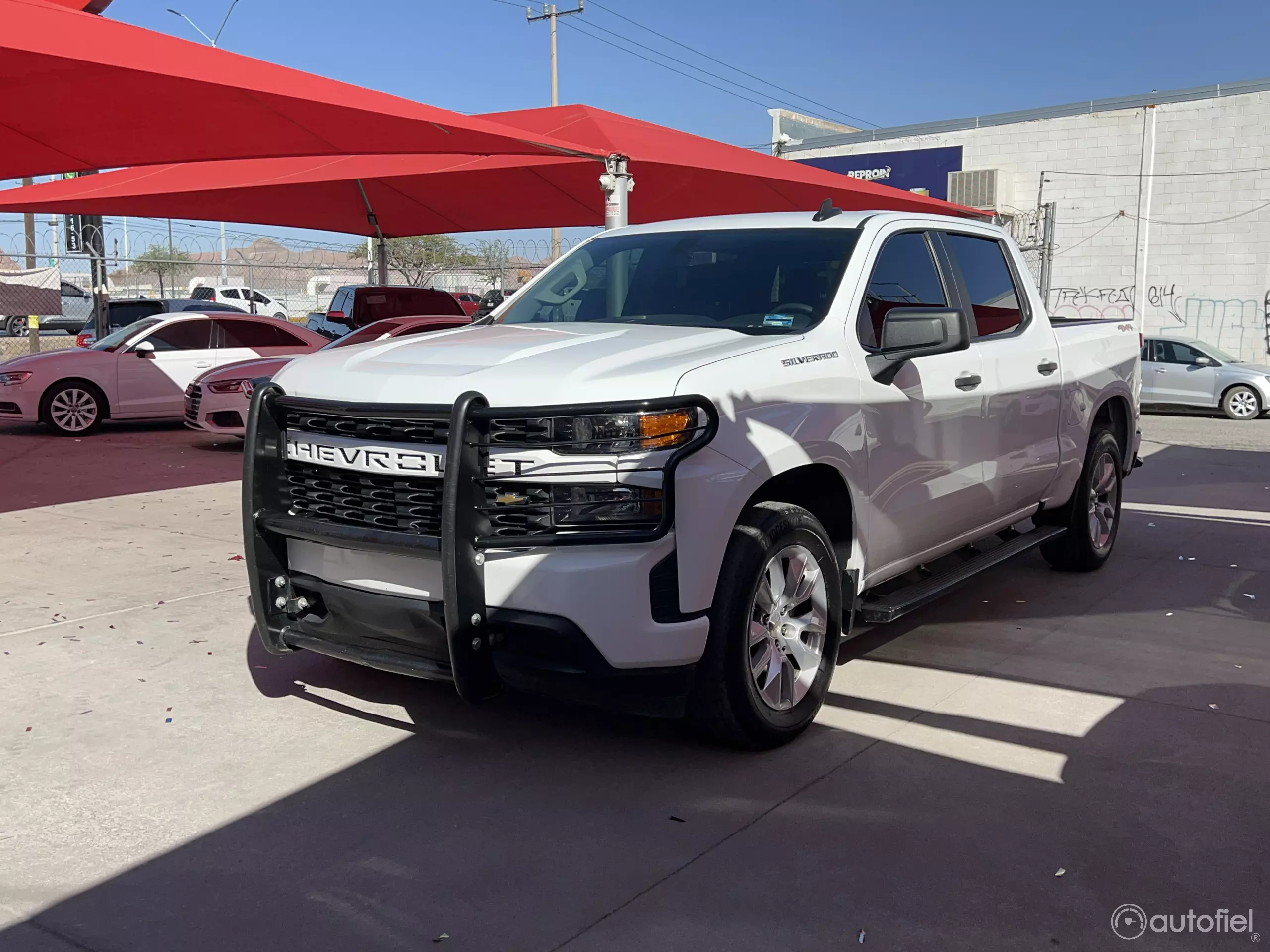 Chevrolet Silverado Pick-Up