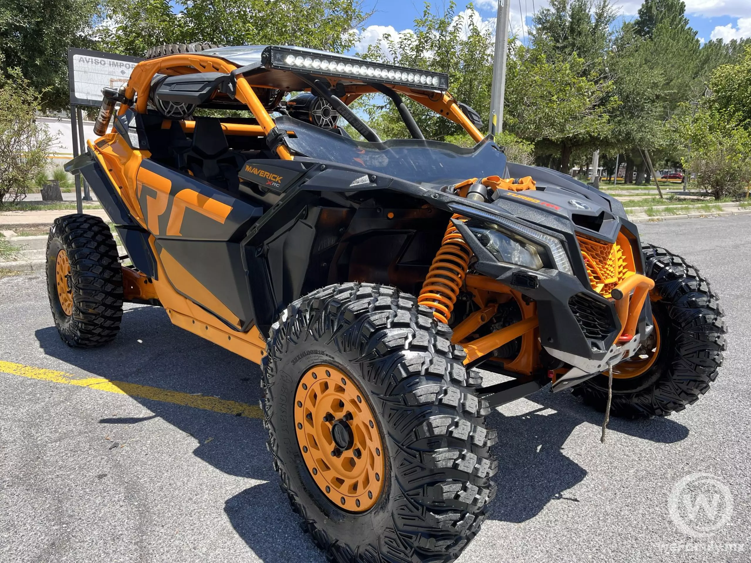 CAN-AM MAVERICK 2020